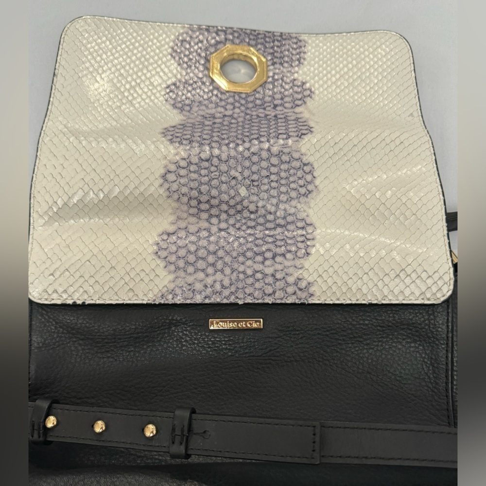 Louise et Cie Alis Genuine Leather SnakePrint White Black Purple Crossbody Purse - Picture 4 of 16